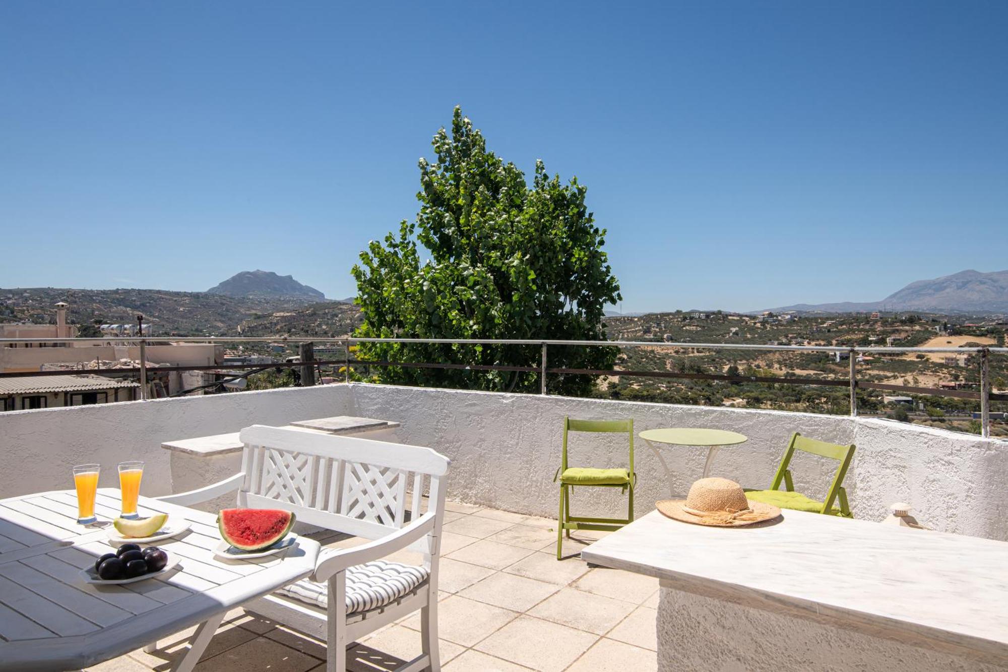 Nikos Sunset Penthouse *
